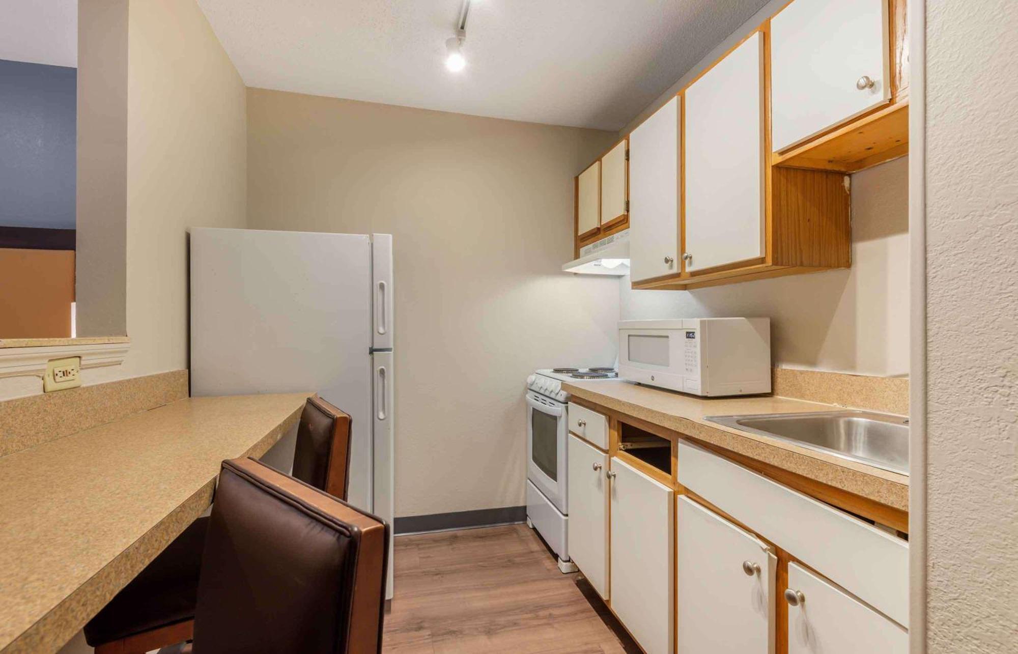 Extended Stay America Select Suites - Charlotte - Tyvola Rd - Executive Park Eksteriør billede