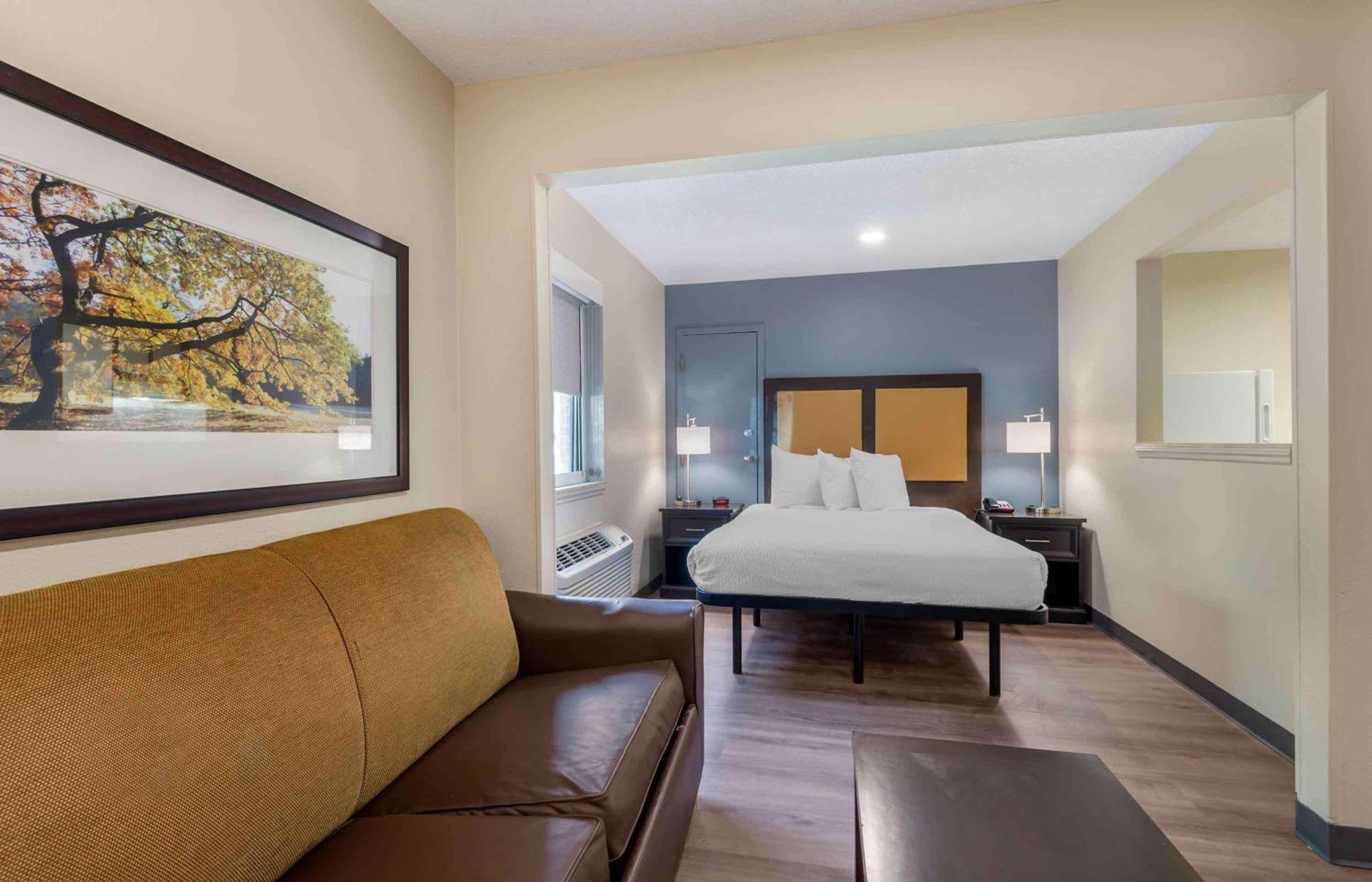 Extended Stay America Select Suites - Charlotte - Tyvola Rd - Executive Park Eksteriør billede