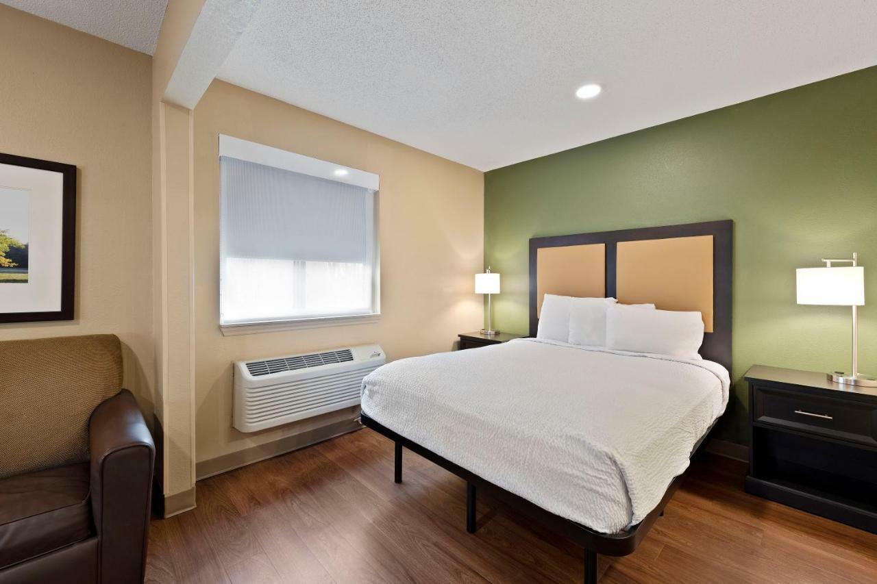 Extended Stay America Select Suites - Charlotte - Tyvola Rd - Executive Park Eksteriør billede